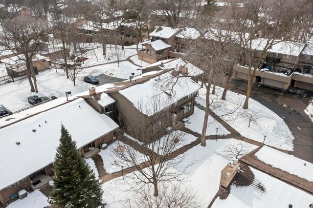 149 Birnamwood Drive, Burnsville, MN 55337