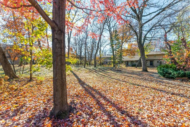 149 Birnamwood Drive, Burnsville, MN 55337