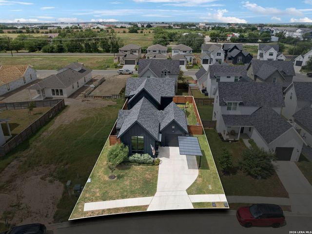 424 CONSTANCE DR, New Braunfels, TX 78130