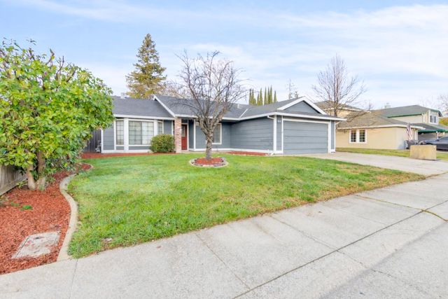 1005 Betsy Ross Dr, Roseville, CA 95747