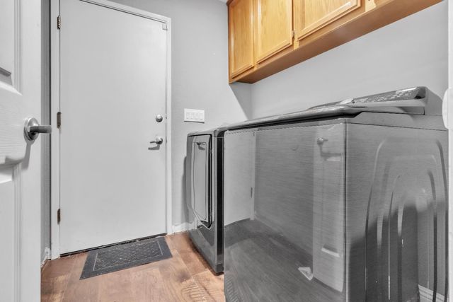 1005 Betsy Ross Dr, Roseville, CA 95747