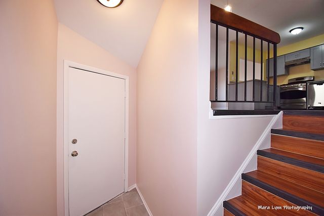 374 Juniper Tree Court 374, Hoffman Estates, IL 60169