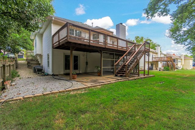 3709 WOODS EDGE RD, Columbia, MO 65203