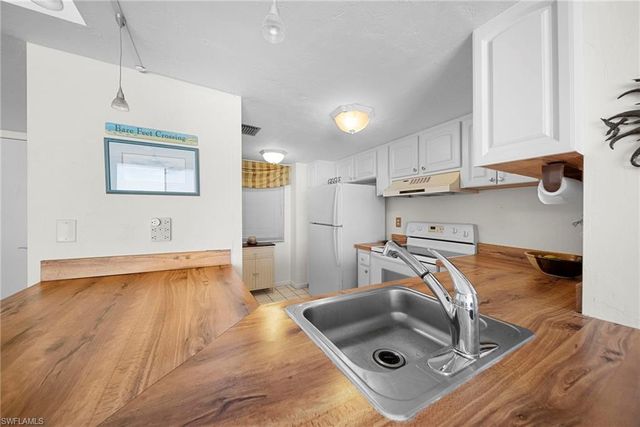 26300 Hickory BLVD # 503, Bonita Springs, FL 34134