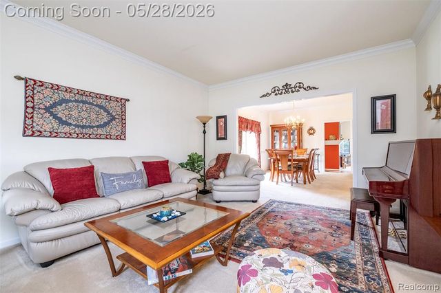 2865 Ashbury Drive, Troy, MI 48083