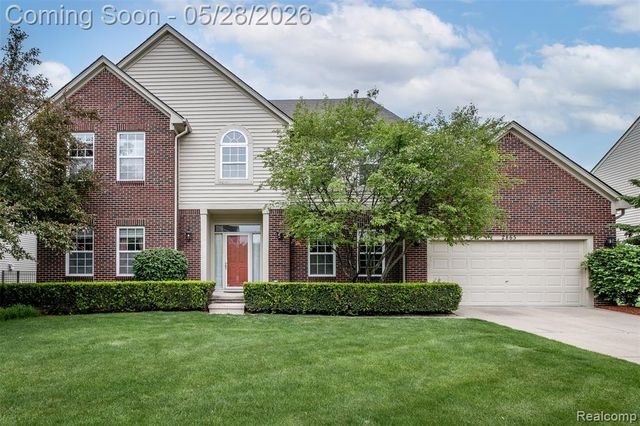 2865 Ashbury Drive, Troy, MI 48083