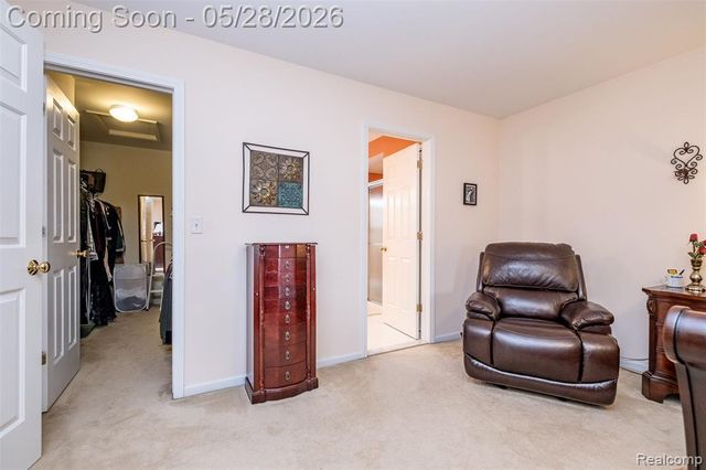 2865 Ashbury Drive, Troy, MI 48083