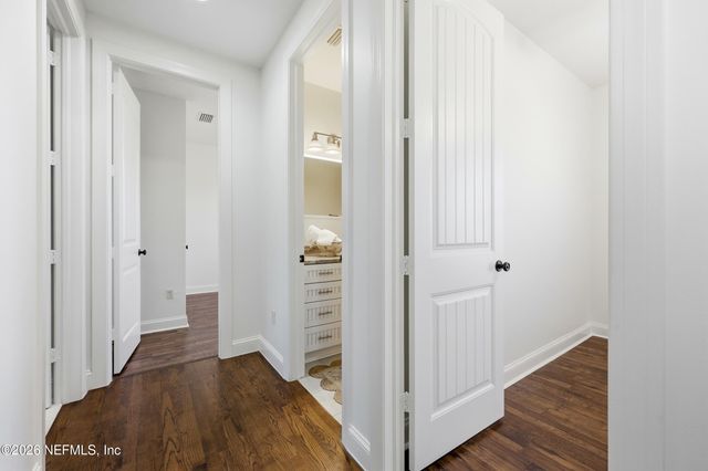 129 11TH Avenue N B, Jacksonville Beach, FL 32250