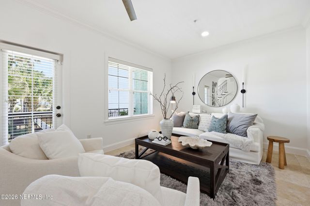 129 11TH Avenue N B, Jacksonville Beach, FL 32250