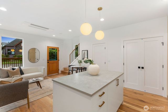 3938 S Angeline Street, Seattle, WA 98118