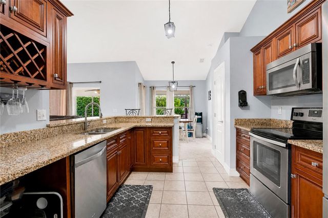 11802 GRAND HILLS BOULEVARD, Clermont, FL 34711
