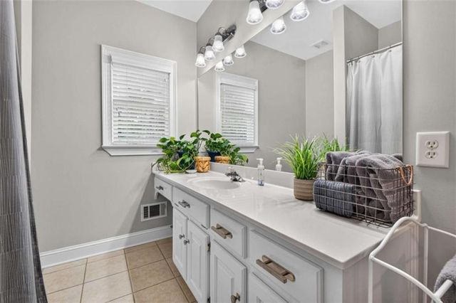 708 Branchview Court, Mcdonough, GA 30252