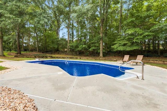 708 Branchview Court, Mcdonough, GA 30252
