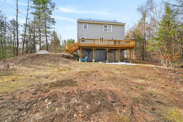 14 Madison Circle, Hillsborough, NH 03244