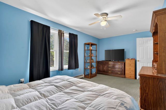 14 Madison Circle, Hillsborough, NH 03244