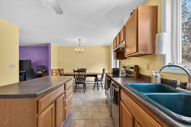 14 Madison Circle, Hillsborough, NH 03244