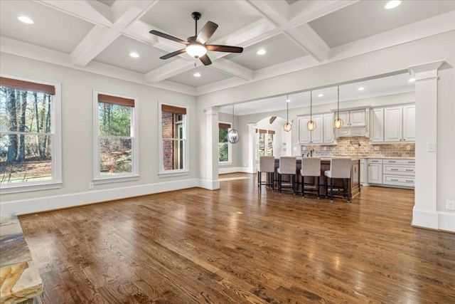 297 GREYHAVEN LN, Marietta, GA 30068