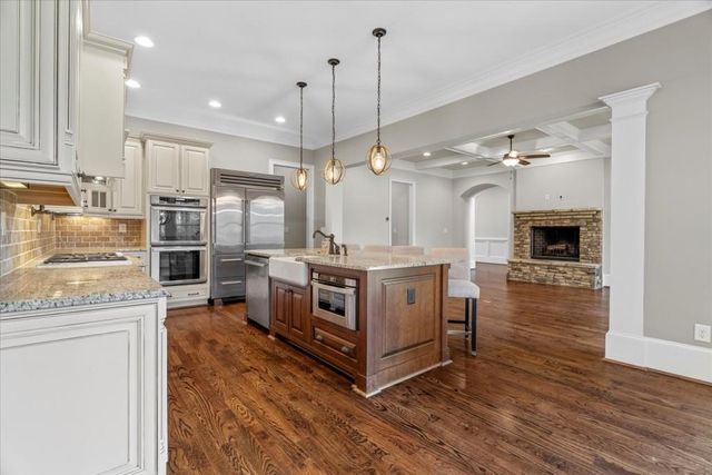 297 GREYHAVEN LN, Marietta, GA 30068