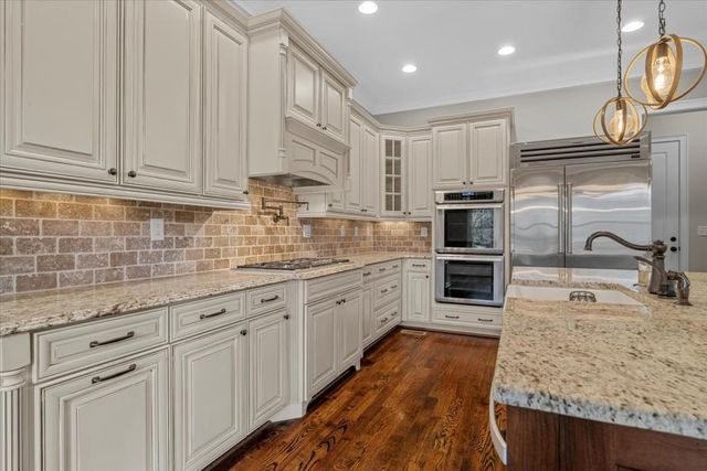 297 GREYHAVEN LN, Marietta, GA 30068