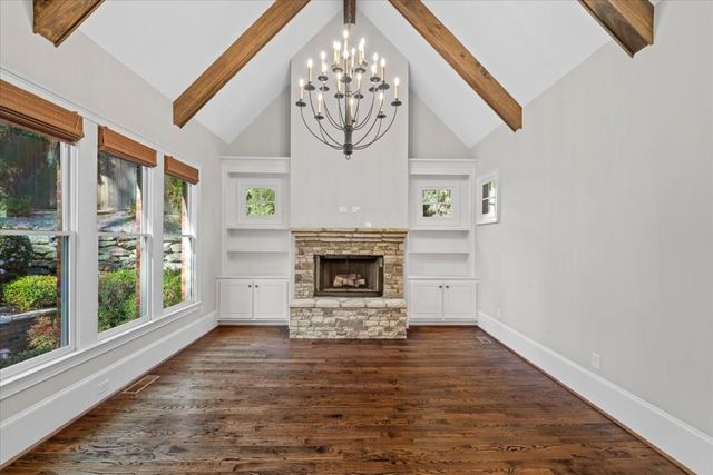 297 GREYHAVEN LN, Marietta, GA 30068