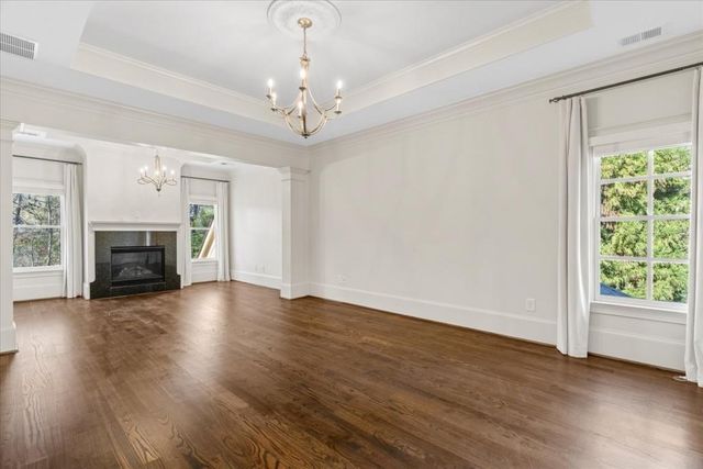 297 GREYHAVEN LN, Marietta, GA 30068