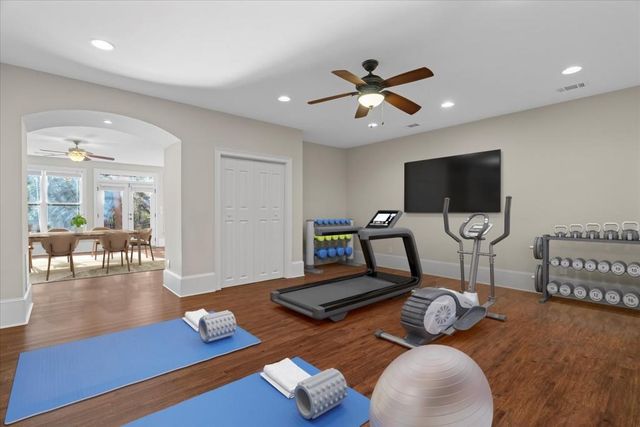 297 GREYHAVEN LN, Marietta, GA 30068