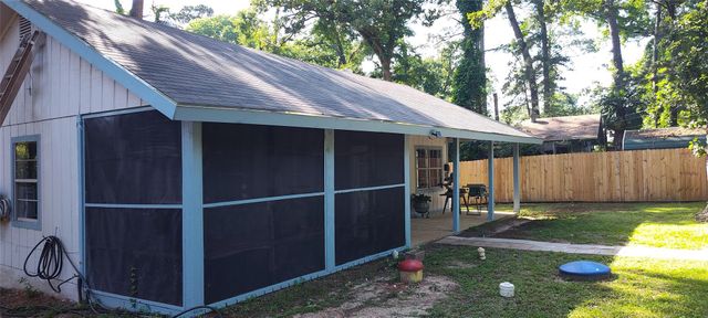 143 Sharon Lane, Livingston, TX 77351