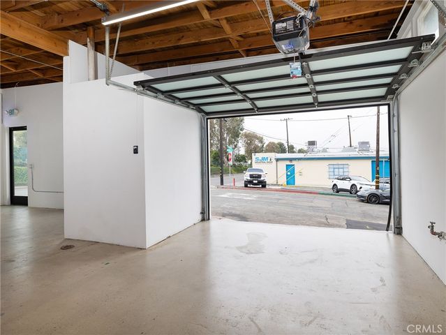 805 E El Segundo Boulevard, El Segundo, CA 90245