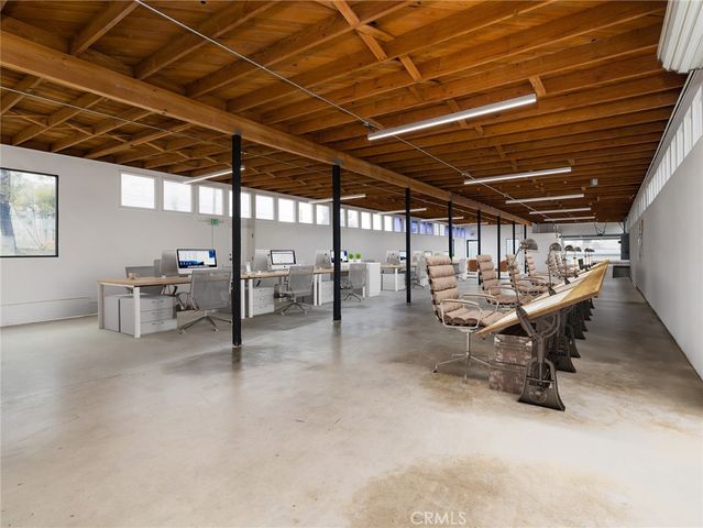 805 E El Segundo Boulevard, El Segundo, CA 90245