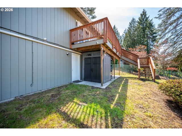 2441 W LYNNWOOD Dr, Longview, WA 98632