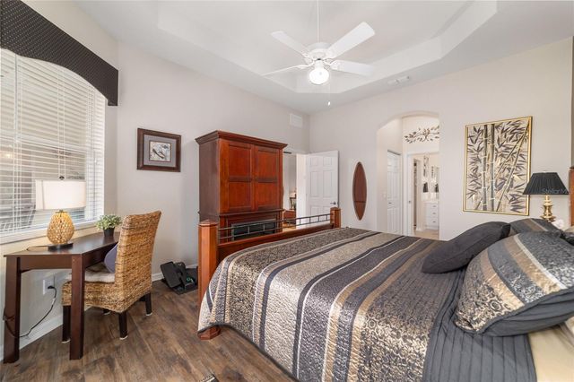 10161 MAINSAIL DRIVE, Oxford, FL 34484