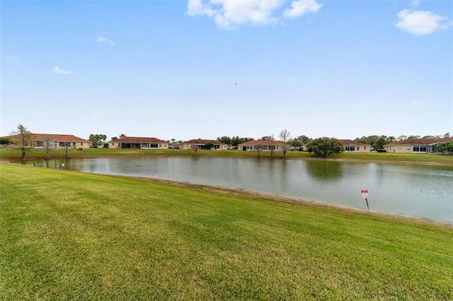 10161 MAINSAIL DRIVE, Oxford, FL 34484