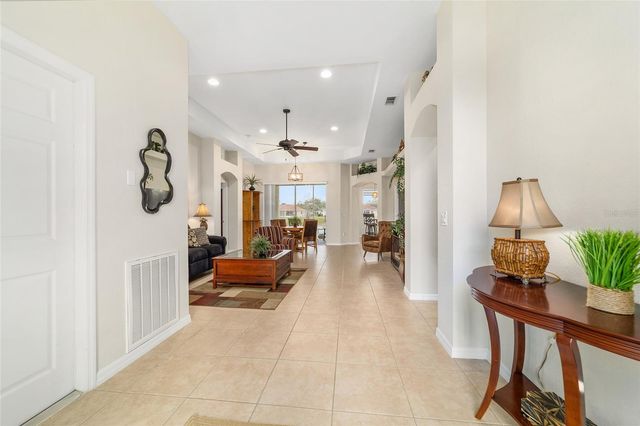 10161 MAINSAIL DRIVE, Oxford, FL 34484