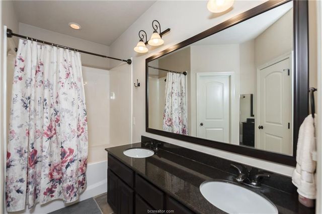 1408 Crescent Ridge Drive, College Station, TX 77845