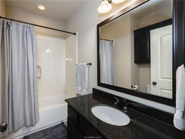 1408 Crescent Ridge Drive, College Station, TX 77845