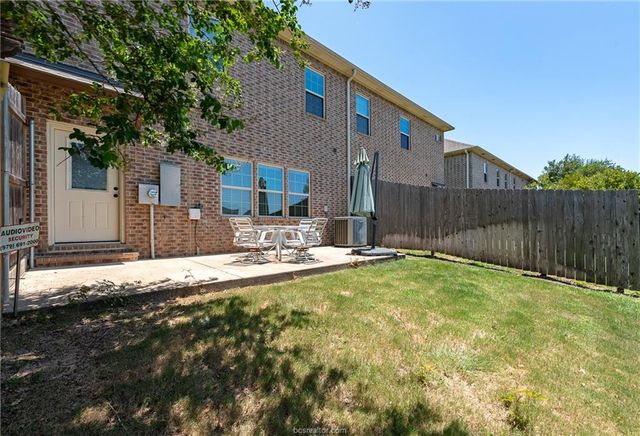 1408 Crescent Ridge Drive, College Station, TX 77845
