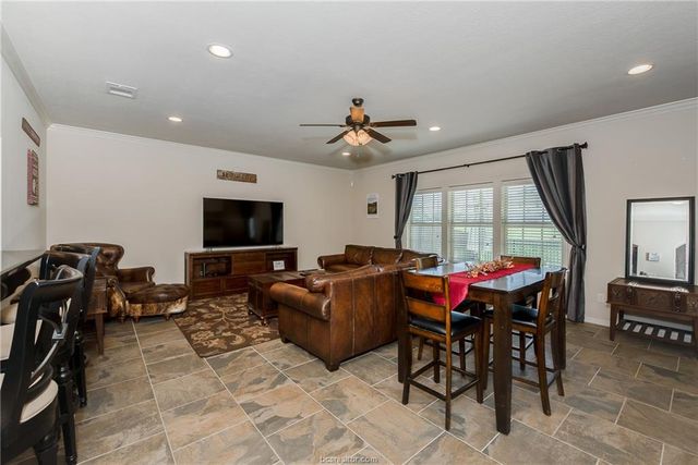 1408 Crescent Ridge Drive, College Station, TX 77845