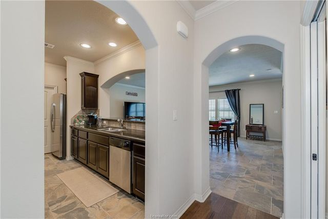1408 Crescent Ridge Drive, College Station, TX 77845