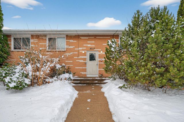 2717 Virginia Avenue N, New Hope, MN 55427