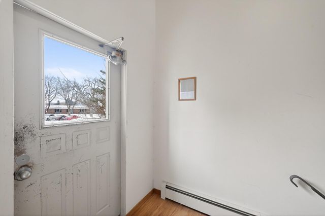 2717 Virginia Avenue N, New Hope, MN 55427