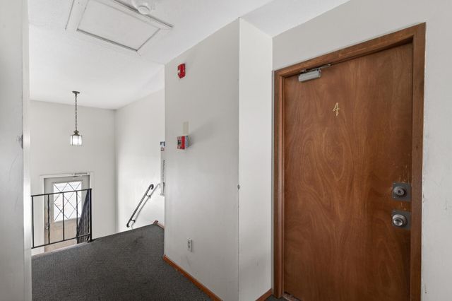 2717 Virginia Avenue N, New Hope, MN 55427