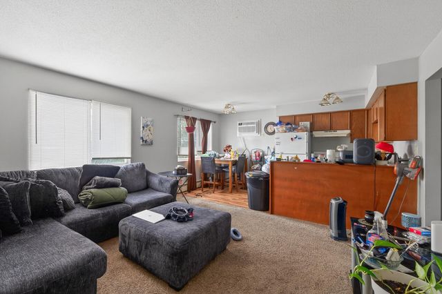 2717 Virginia Avenue N, New Hope, MN 55427