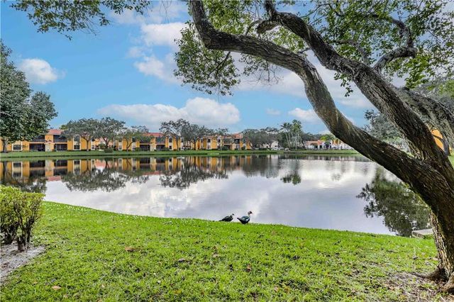 3857 Coral Tree Circle 204, Coconut Creek, FL 33073