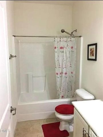 725 Edgewater Ridge Court, Apex, NC 27523