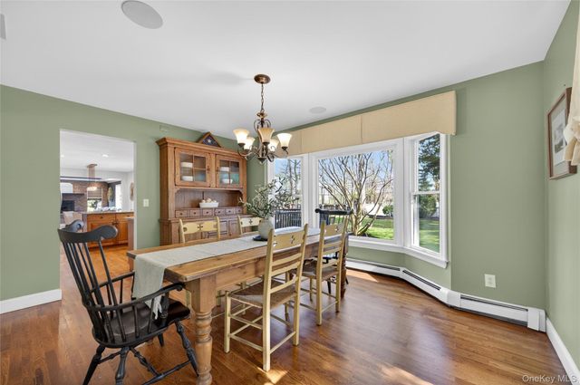 21 Midland Street, Cold Spring Harbor, NY 11724