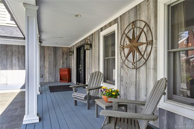 21 Midland Street, Cold Spring Harbor, NY 11724