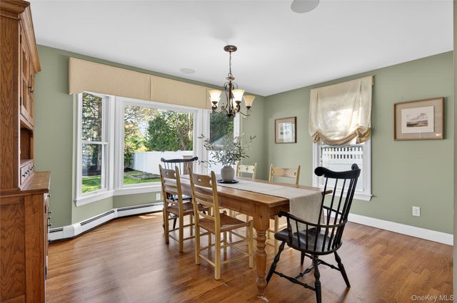 21 Midland Street, Cold Spring Harbor, NY 11724