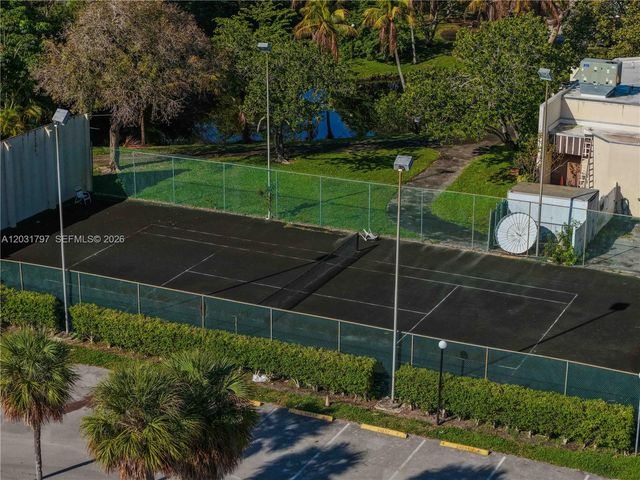 7100 NW 17th Street 210, Plantation, FL 33313