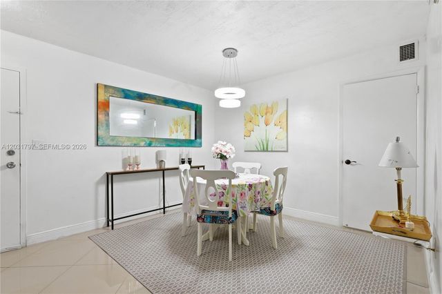 7100 NW 17th Street 210, Plantation, FL 33313