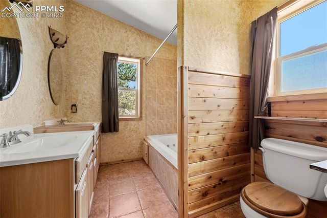 1689 Grand Teton Drive, Hartsel, CO 80449